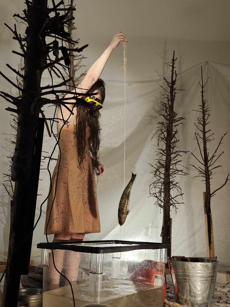 Conversations matérielles (récits poreux/mécaniques liminales)