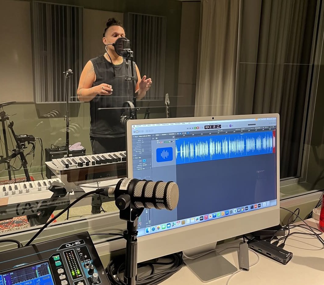 LES PROCHAINS HUMAINS