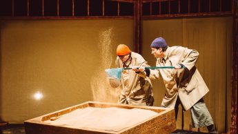 Le carré de sable, spectacle de marionnette de la compagnie Tenon Mortaise
