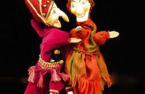 Punch et Judy spectacle de marionnettes de la compagnie Tenon Mortaise