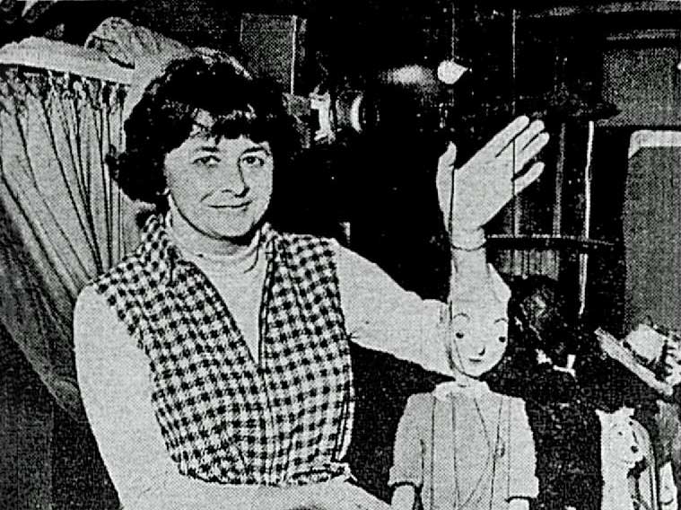 Micheline Legendre et la marionnette Tintin